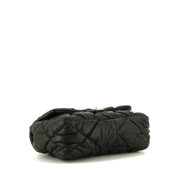 Chanel   handbag  in black quilted leather - Detail D5