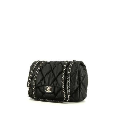 Chanel   handbag  in black quilted leather