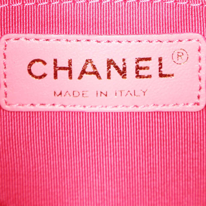 Chanel handbag in pink leather - Detail D3