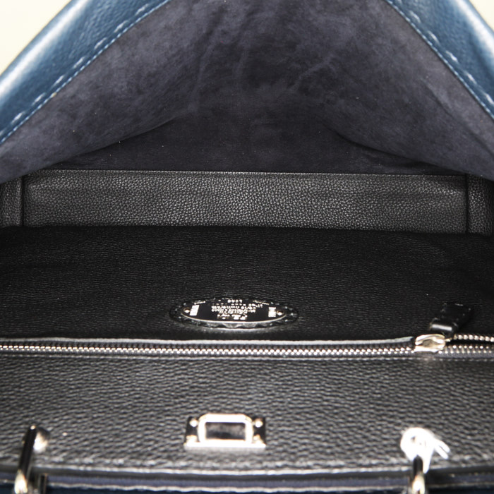 Fendi  Peekaboo Selleria large model  handbag  in blue grained leather - Detail D3