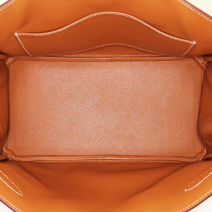 Bolso de mano Hermes Birkin 30 cm en cuero togo color oro - Detail D3