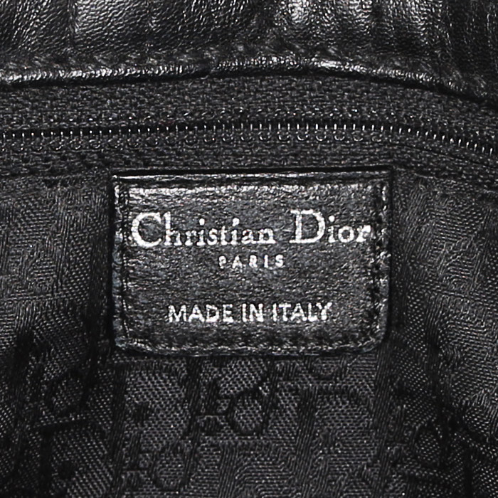 Bolso Cabás Dior Cannage en cuero acolchado negro - Detail D3
