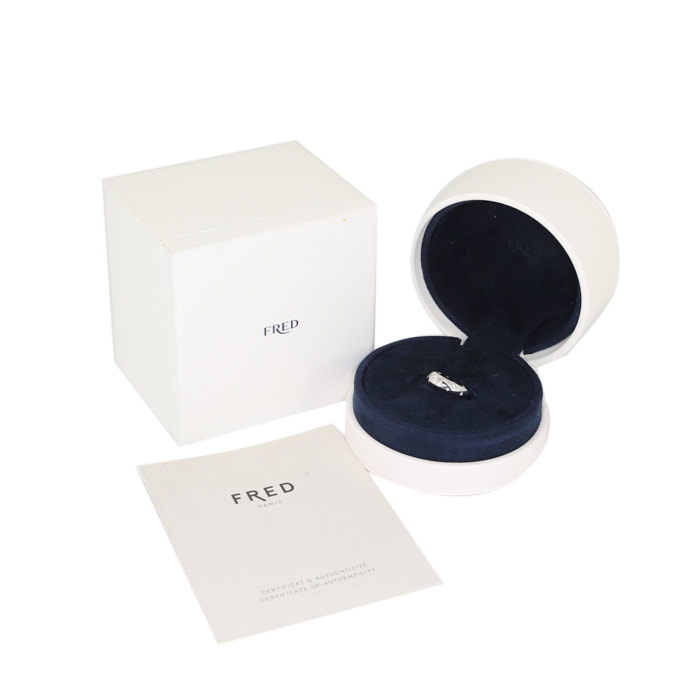 Sortija Fred Mouvementée en oro blanco y diamantes - Detail D2