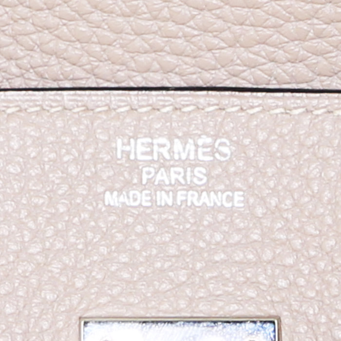 Hermes Birkin 35 cm handbag in tourterelle grey togo leather - Detail D3