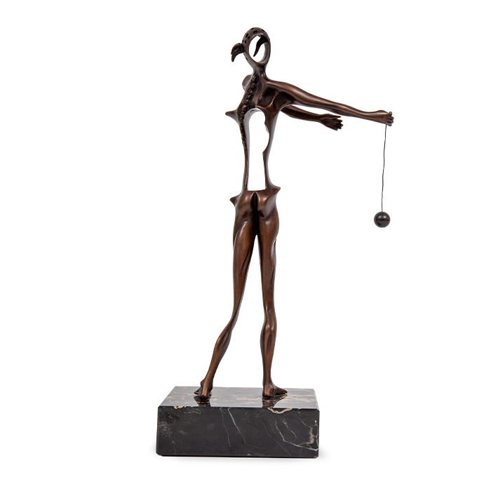 Salvador Dalí, "Hommage à Newton", sculpture in brown patinated bronze and black marble, signed and numbered, designed in 1980, cast in the 2000's - Detail D1