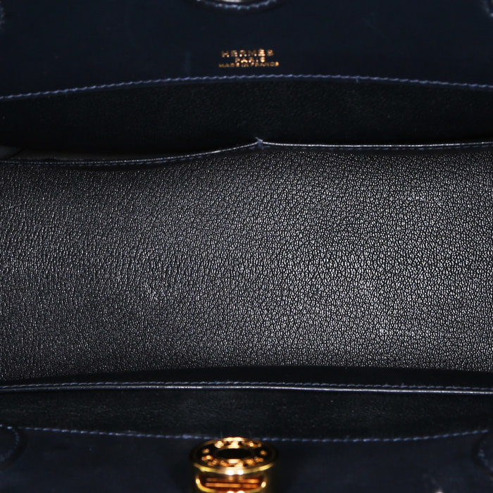 Bolso de mano Hermès Dalvy en cuero box azul marino - Detail D2