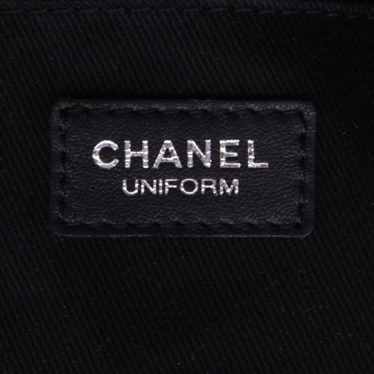 Pochette-cintura Chanel in pelle martellata e trapuntata nera - Detail D2