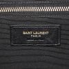 Bolso bandolera Saint Laurent Enveloppe en cuero acolchado con motivos de espigas blanquecino - Detail D4 thumbnail