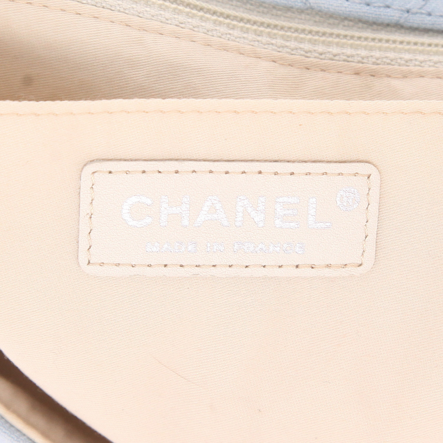 Sac à main Chanel  Timeless Classic en toile Bleu Pale - Detail D2
