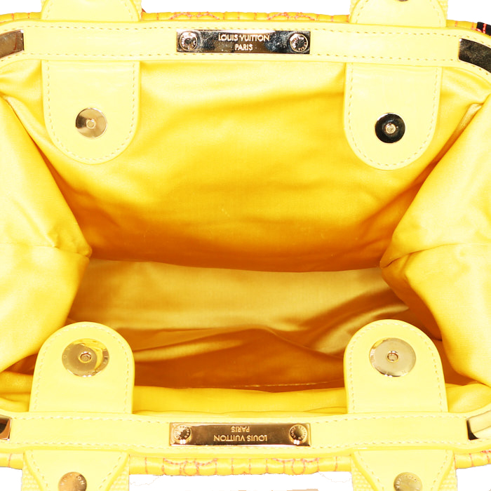 Bolso zurrón Louis Vuitton en tela monogram negra y azafrán y charol rojo - Detail D2