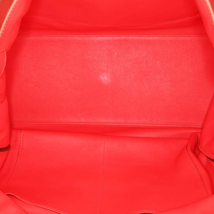 Sac de week end Hermès Relax Kelly en cuir Swift rose Jaipur - Detail D2