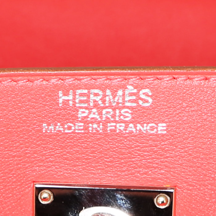 Sac de week end Hermès Relax Kelly en cuir Swift rose Jaipur - Detail D3