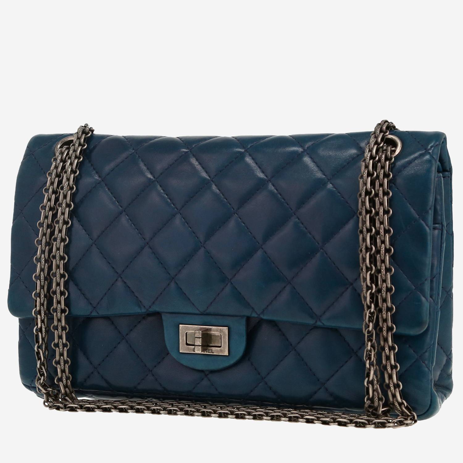 Chanel  Chanel 2.55 handbag  in navy blue quilted leather