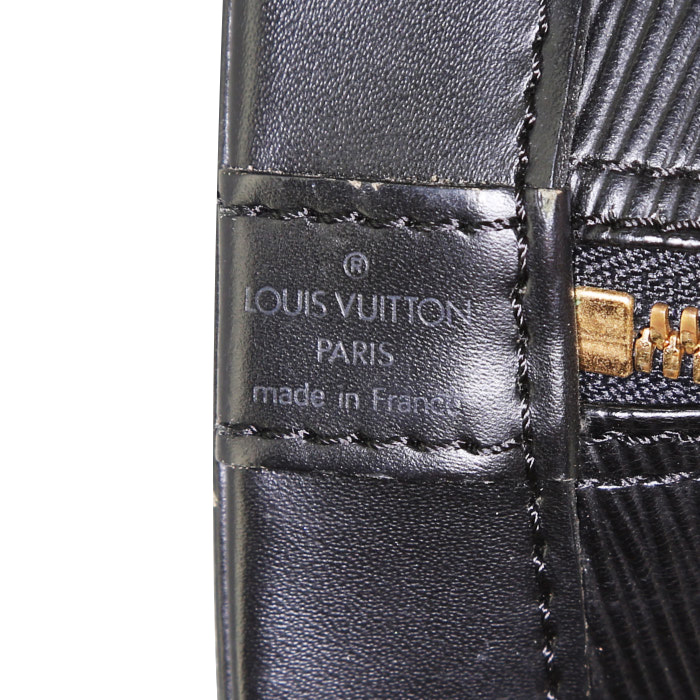 Borsa Louis Vuitton Alma modello piccolo in pelle Epi nera - Detail D4