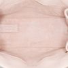 Bolso de mano Saint Laurent Sac de jour Nano en cuero granulado rosa - Detail D3 thumbnail
