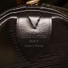 Louis Vuitton Keepall 55 cm travel bag in black epi leather - Detail D3 thumbnail