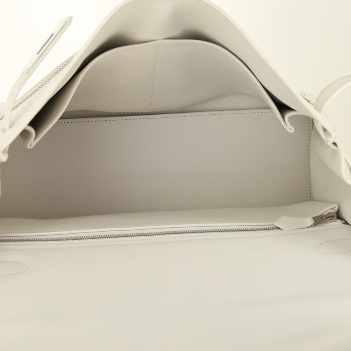 Sac à main Hermes Kelly Lakis en cuir Swift blanc-cassé - Detail D3