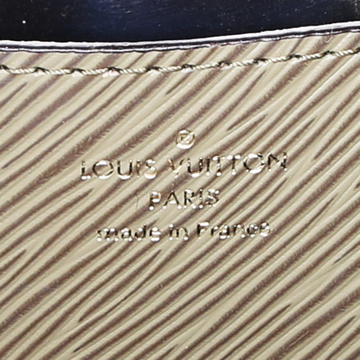 Borsa Louis Vuitton Twist in tela monogram marrone con motivo e pelle Epi verde oliva - Detail D4