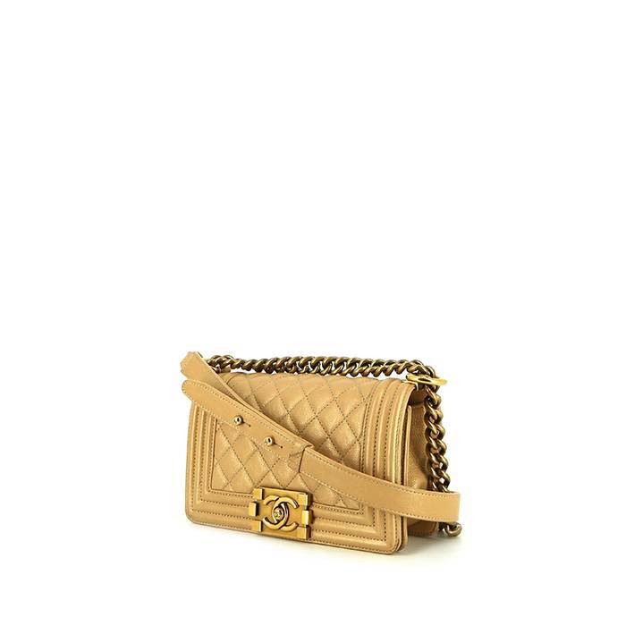 Chanel Boy shoulder bag in beige quilted grained leather - 00pp