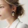 Rene Boivin 1980's earrings for non pierced ears in yellow gold,  ebony and diamonds - Detail D1 thumbnail