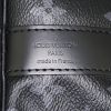 Borsa da viaggio Louis Vuitton Keepall 55 cm in pelle nera - Detail D4 thumbnail