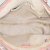 Bolso de mano Gucci  Dome en cuero rosa - Detail D2 thumbnail