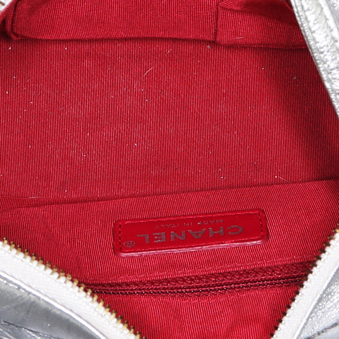 Chanel Gabrielle  small model shoulder bag in metallic grey quilted leather - Detail D3