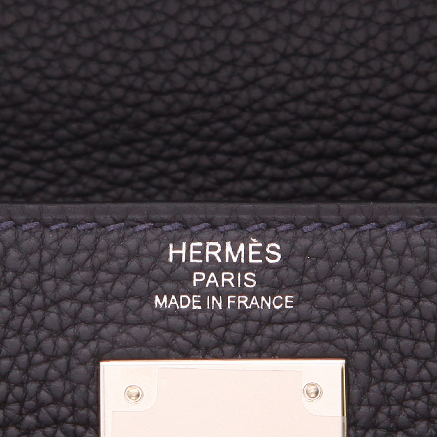 Hermès Kelly 28 cm handbag in blue togo leather - Detail D2