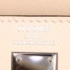 Bolso de mano Hermes Kelly 25 cm en cuero epsom blanco, gris antracita y color oro - Detail D4 thumbnail