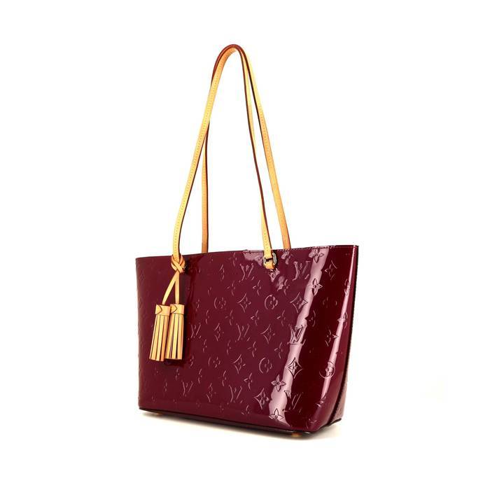 Louis Vuitton Long Beach medium model shopping bag in red monogram patent leather - 00pp