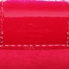 Shopping bag Louis Vuitton Long Beach modello medio in pelle verniciata monogram rossa - Detail D3 thumbnail