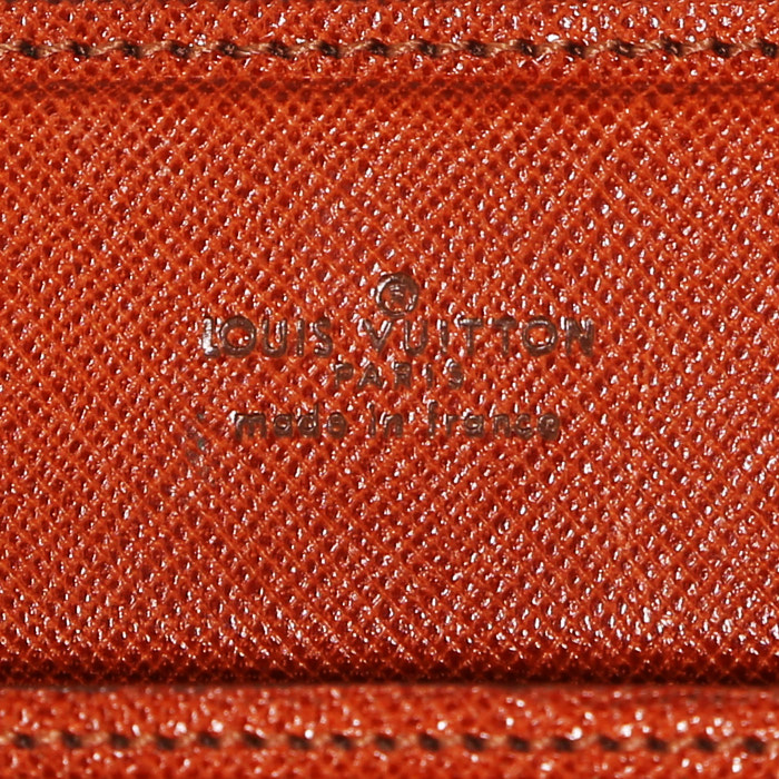 Maleta Louis Vuitton  President en lona Monogram marrón y cuero natural - Detail D3