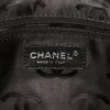 Chanel  Cambon shopping bag  in beige and black quilted leather - Detail D3 thumbnail
