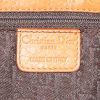 Bolso de mano Dior Saddle en cuero granulado color oro - Detail D3 thumbnail