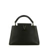 Sac bandoulière Louis Vuitton Capucines moyen modèle en cuir taurillon clémence noir - 360 thumbnail