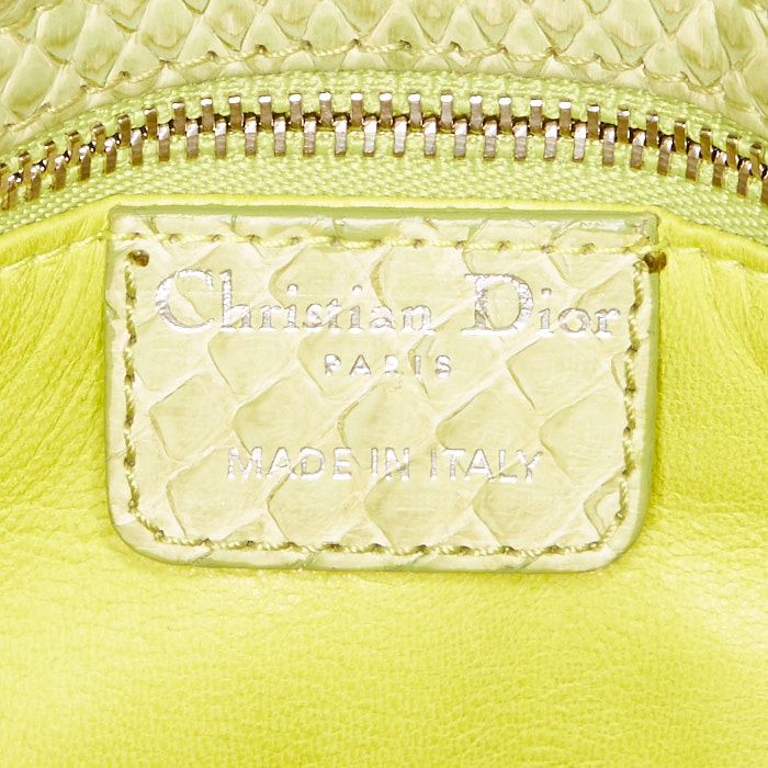 Dior  Lady Dior mini  handbag  in green python - Detail D4