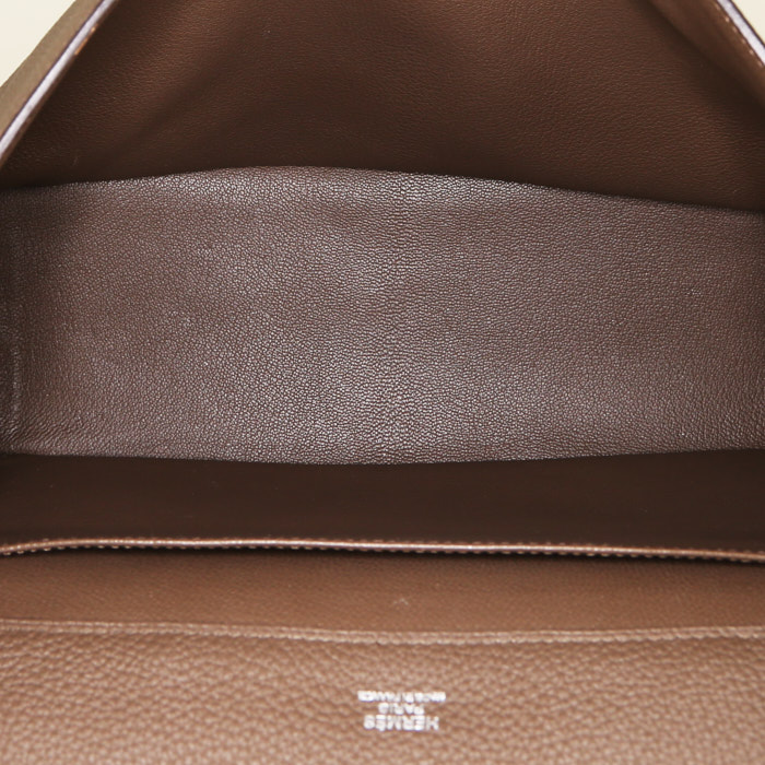 Hermès Etribelt handbag in etoupe togo leather - Detail D2