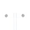 Paire de puces d'oreilles Poiray Coeur Secret petit modèle en or blanc et diamants - 360 thumbnail