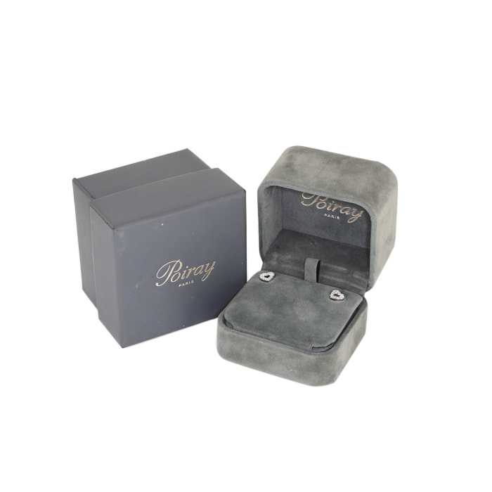 Poiray Coeur Secret small model small earrings in white gold and diamonds - Detail D2