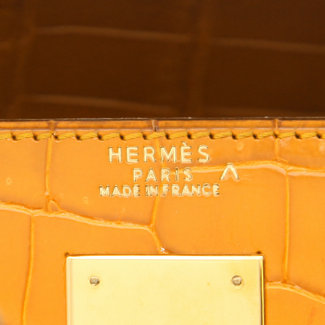 Borsa Hermès  Kelly 32 cm in coccodrillo marino arancione - Detail D2