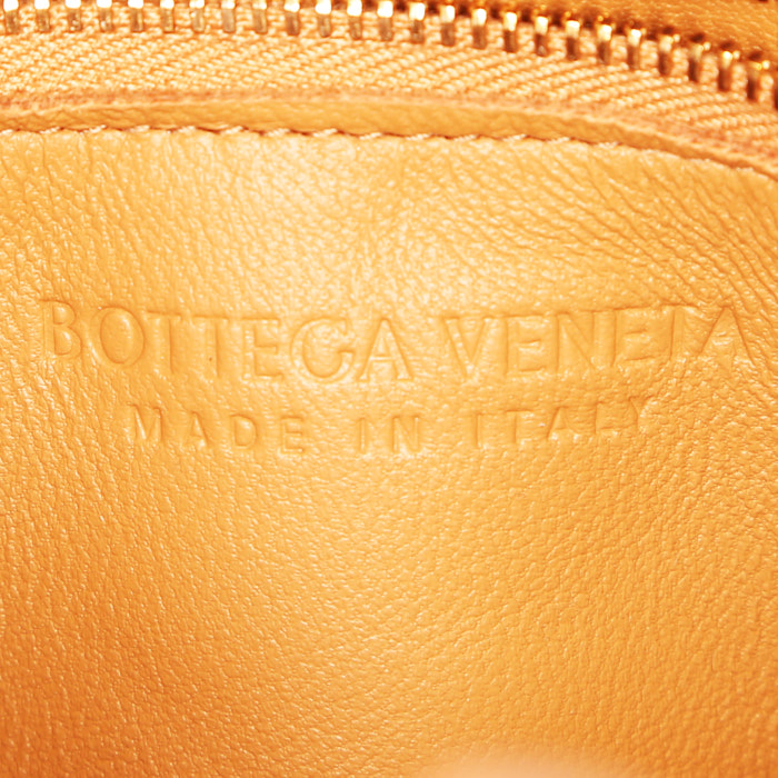 Borsa Bottega Veneta Padded Cassette in pelle intrecciata marrone caramello - Detail D3