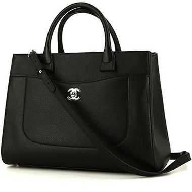 Sac 24 heures Chanel Executive en cuir grainé noir