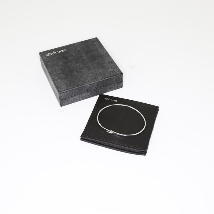 Opening Dinh Van Serrure small model bracelet in white gold