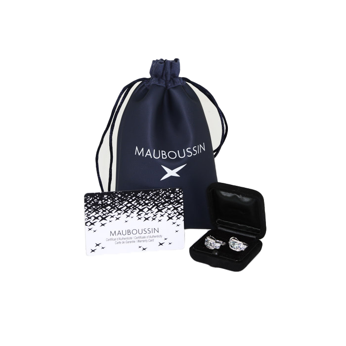 Paire de boucles d'oreilles Mauboussin Eternité élégance en or blanc, aigue-marine, saphirs et diamants - Detail D2