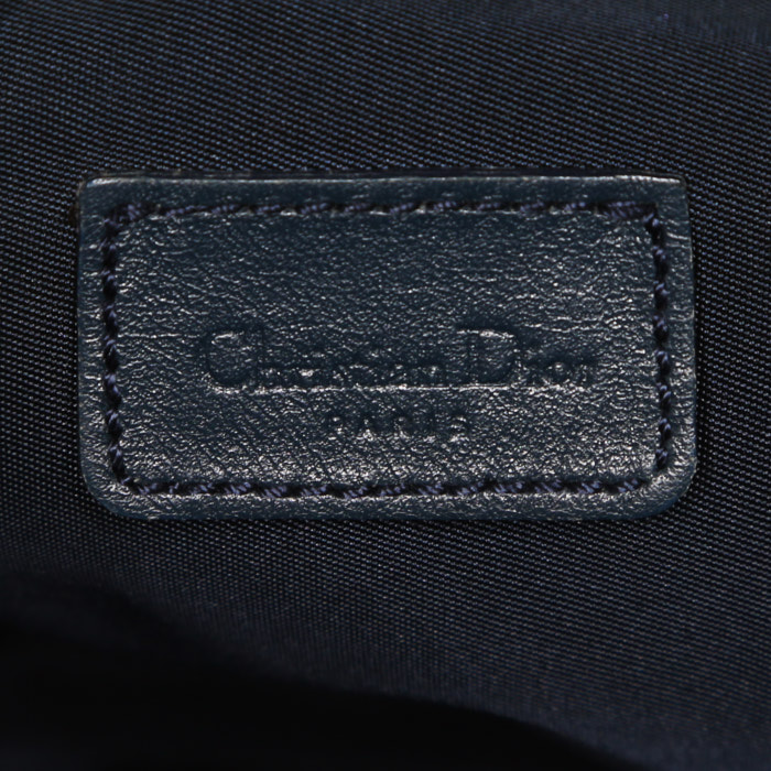 Sac à main Dior Saddle en toile monogram Oblique noire et cuir noir - Detail D3