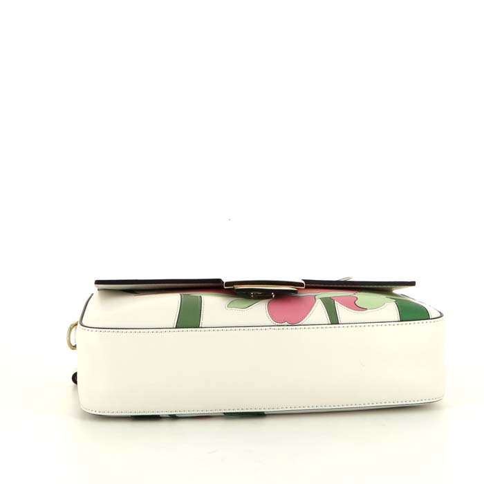 Bolso de mano Fendi Baguette en cuero blanco - Detail D5