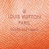 Pochette Louis Vuitton in tela monogram marrone - Detail D3 thumbnail