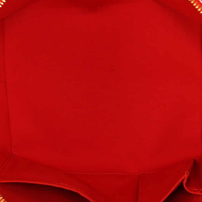 Louis Vuitton Bellevue handbag in orange monogram patent leather and natural leather - Detail D2