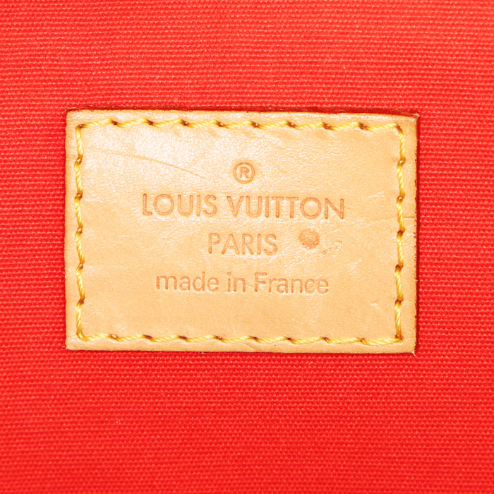 Sac à main Louis Vuitton Bellevue en cuir verni monogram orange et cuir naturel - Detail D3