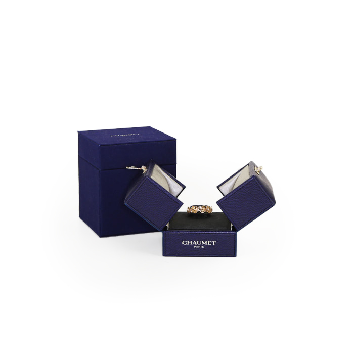 Bague Chaumet Hortensia en or rose - Detail D2